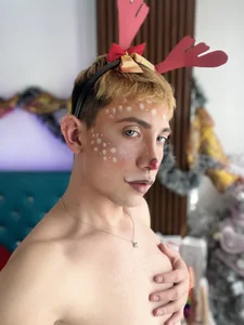 Naughty__Chriss Xmas 2025 🎄 Foto 5