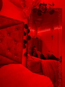 Angela_Garciaa RED Pic