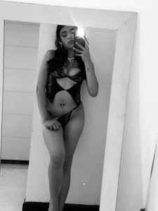 Nicole_vega18 💎 Billede 3