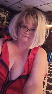 TheKinkySongwriter TheSexySongwriter likes to flirt! รูป 