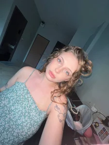 mercedescuteeのsummer vibezzzの 4枚の写真