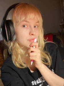 HannahHollis Do you like walking?☀️☺️ Poză 2