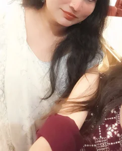 Seema_Mishra Public Immagine  2