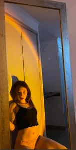 Lizzywine Public Pic 3