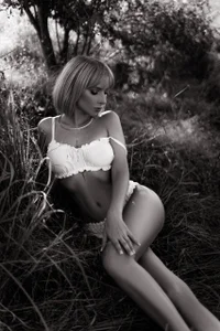 ThalinaFlame sunny day Billede 8