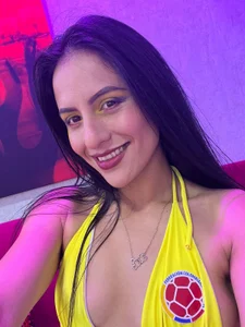 Antonella_riversYour World Cup Prize 🏆 Bild 5