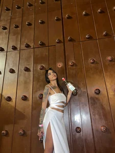 iam_katherine kullanıcısının A small loss on the beach💖 albümü -  3 fotoğraf