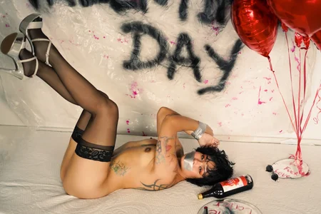 MilaMay_ Public Pic 3