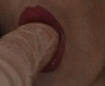 CALDA_CLARY এর Figa - bocca - piedi থেকে 3 টি নগ্ন ছবি