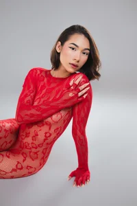 RED IS MY FAVORITE COLOR de sofia_ange  2 Imagens