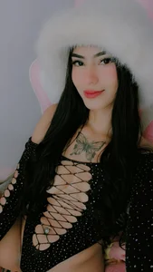 estefany_squirt1 Public Pic 3