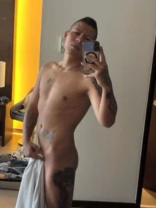 ihan_hot Public Immagine  4