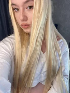 DevilWearsPradaa: Public ( 5 фото)