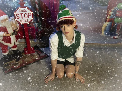 VladHellsing4 MERRY CHRISTMAS Hình 2