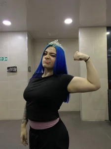 Zdjęcia AzulSuccubus I wanna be Muscle Mommy:  8