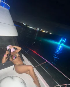 beautiful light🌸 de yara_goe  3 photos