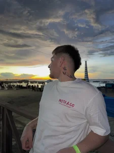 Angel_Montiell Can you imagine a sunset by my side? ❤️‍🔥 Immagine 