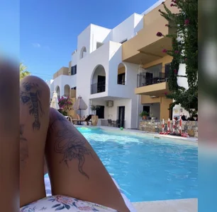 vinique99 Vacation 🌴🍹 Pic 4