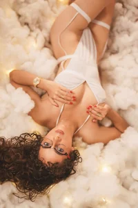 AmaraYasbel Goddess in Clouds  5টি ছবি