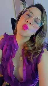 Chanelll_Taylorr_ kullanıcısının chanel albümü -  4 fotoğraf