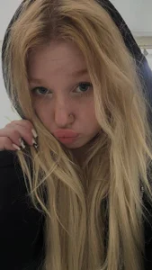 juli_kisss Public Pic 8