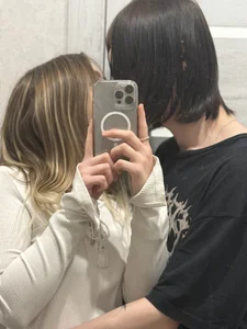 emo_couple Public Pic 7