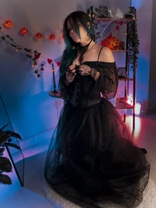 Eiva_noir kullanıcısının A little wicked, a lot of sweet 😈🎃 albümü -  3 fotoğraf