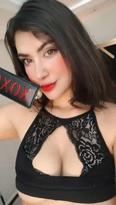 Amelie_saenz My ass need you attetion 🔥🍑 Pic 9