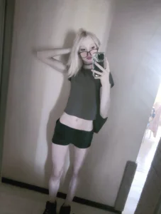 ashley_vayreen Public Pic