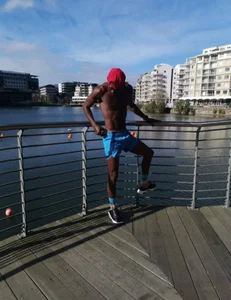 Public de Y3ntieobiaa  4 Imagens