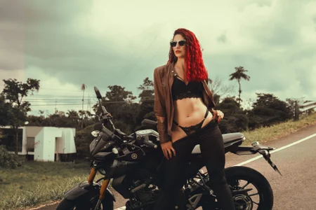 Angell_Bell The Lady and the Beast Immagine  2