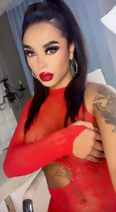 tinaqueen_noa: I don't touch you... but I make you think about everything. 🍒🍒 ( 2 фото)