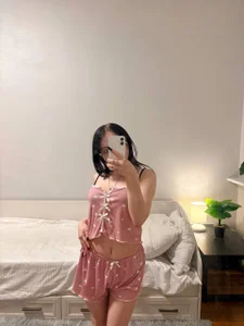 HannaHayles before to go to bed Immagine  5