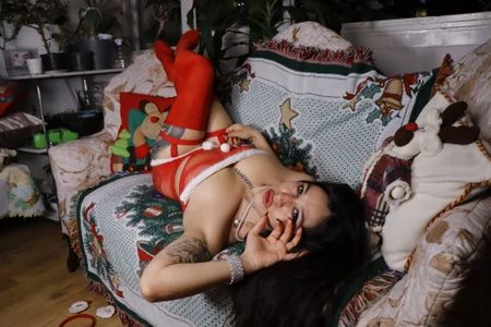 ABBYANDYILIRA SEXUAL CHRISTMAS, DELAYED Gambar 8