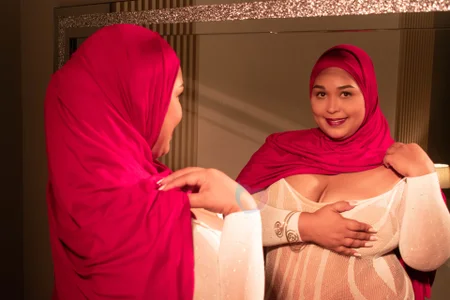 BBWHijab my favorite colors Poză