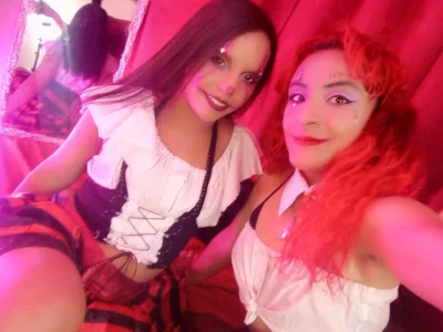 Know us 😈😈🖤 de Girls_of_fire__  5 Imagens