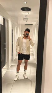 aron_taylor29's XXX Nude Photo 1