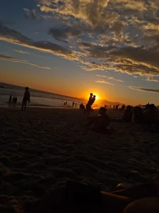 Quer ver mais? de MariaSexy2026  2 Imagens