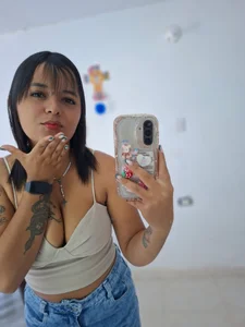 Yireth_Sexi 🦋 Poză 4