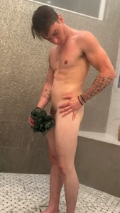 JamesonReign7777's XXX Nude Photo 2