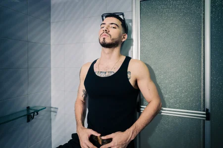 Dangerous-Men's photo