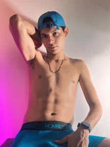 Axel_marcus Come have a good time with me, let's chat and have fun. รูป  2