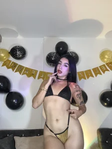 zoee_jackson Happy 21🖤 Poză 4