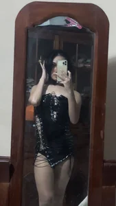 Tokyo_Hiyori1 TOKYO IN LATEX slika 3