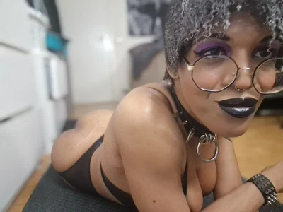 JezebelJazzJett Public Pic 3