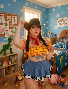 melissa_es Costume #2: Cowgirl.🤠 Pic 5