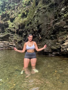 Connection with nature🌿🌿 od EmmaCurvyy  5 snímek
