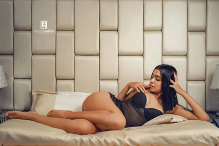 Foxy_Assh_ SENSUAL ASHLEY Pic 4