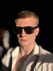 lustylyndon Public Foto 2