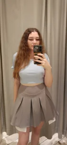 MegganKinson Public Pic